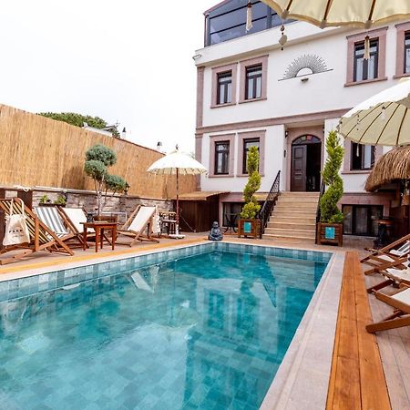 Parna Hotel Cunda Buitenkant foto